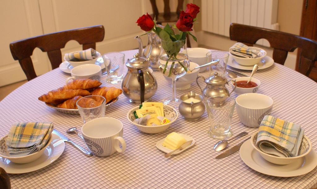 La Cour Des Carmes Bed & Breakfast อาร์ราส ภายนอก รูปภาพ